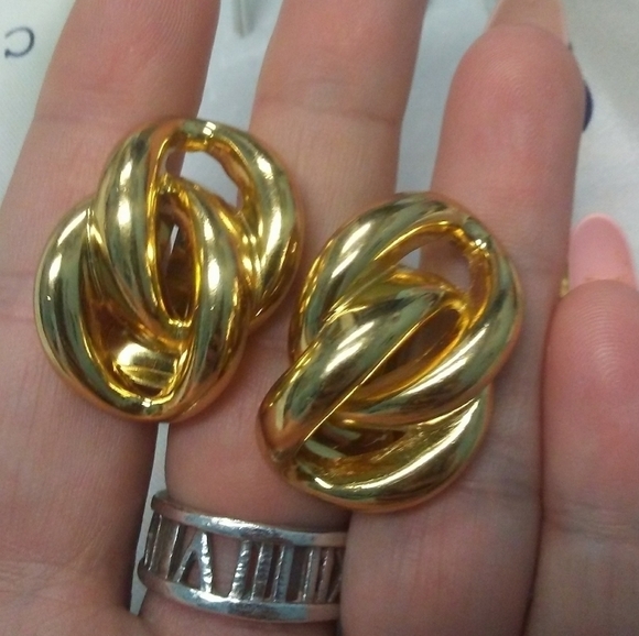 Christian Dior Lg Vintage Chain-Link Earrings - Picture 5 of 8